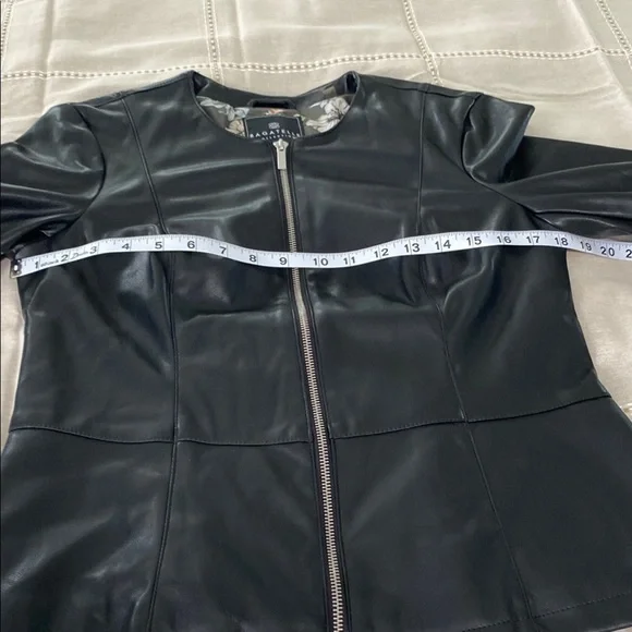 Woman’s Bagatelle Black Jacket with Zipper Details  M  winter - Picture 11 of 15